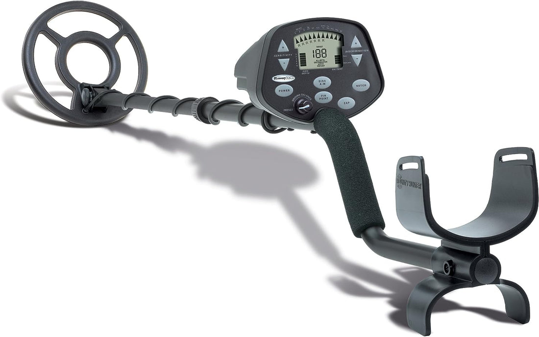 Bounty Hunter Discovery 3300 Metal Detector with Waterproof 8" Coil
