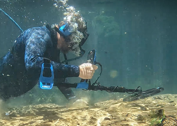 Garrett Vortex VX9 Waterproof Metal Detector | MetalDetector.com