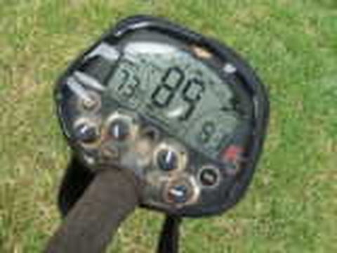 Fisher F5 Metal Detector, Shop, Features