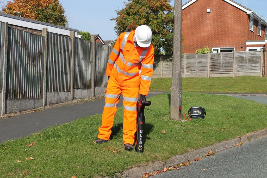 Leica ULTRA Utility Detection and Tracing System 12 Watt Advanced